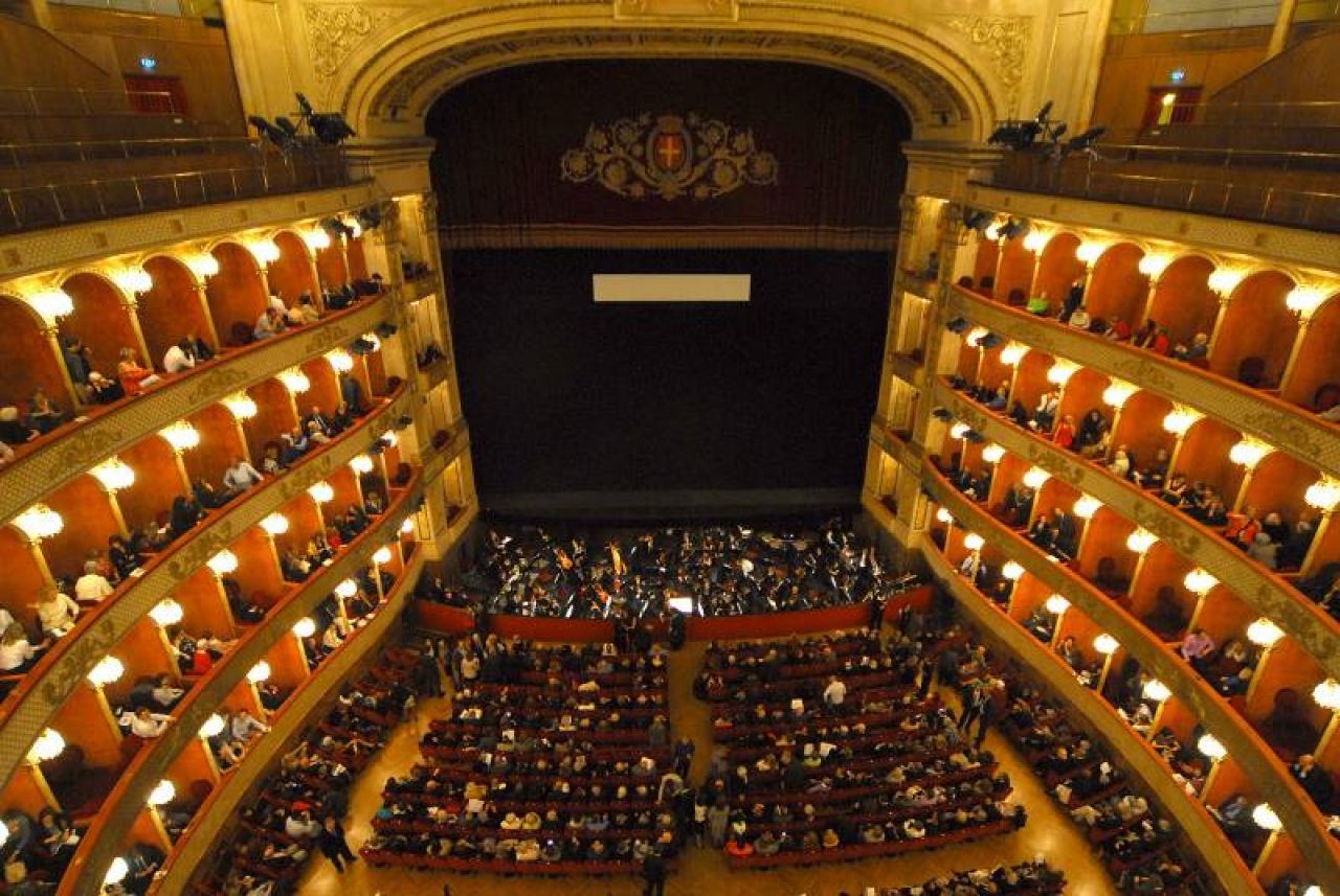 Opera Di Roma Stagione 2010 2011 Annuncicomunicati Teatro Dell